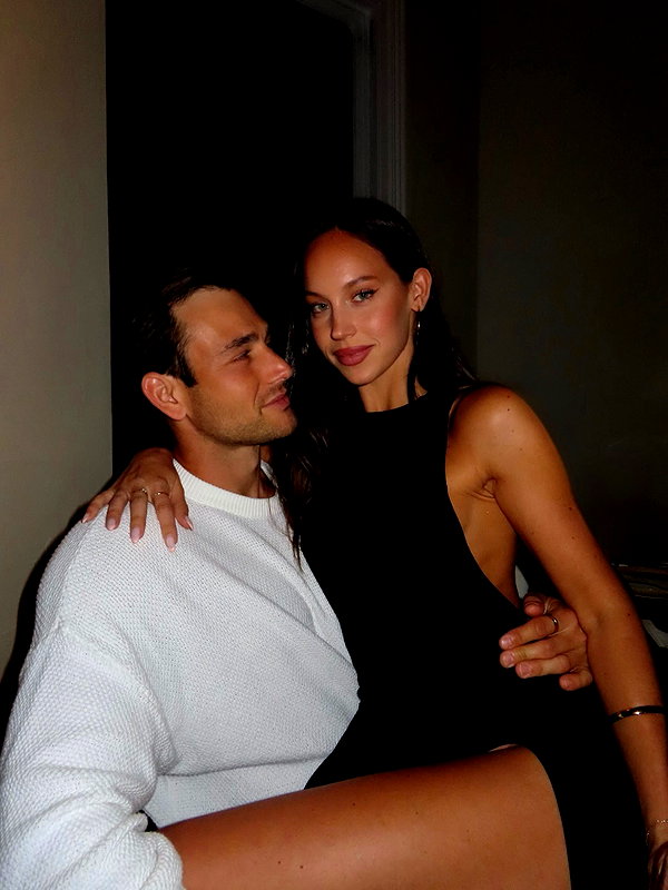 olivia.mathers instagram image archive image
