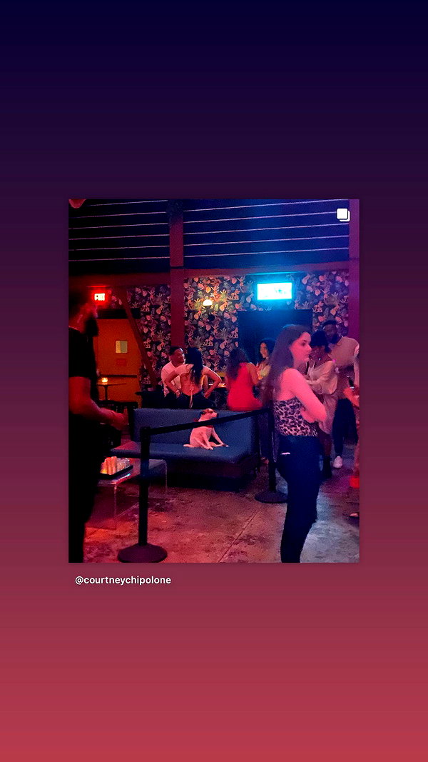 arianagrande instagram image archive image