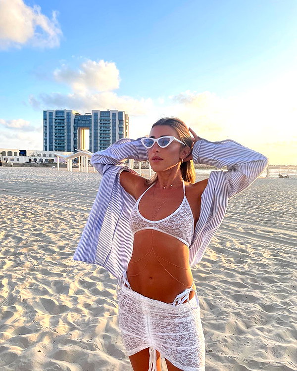 annezivi instagram image archive image