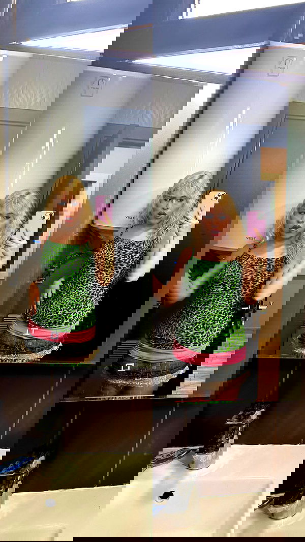 ormosheee ormosheee archive image