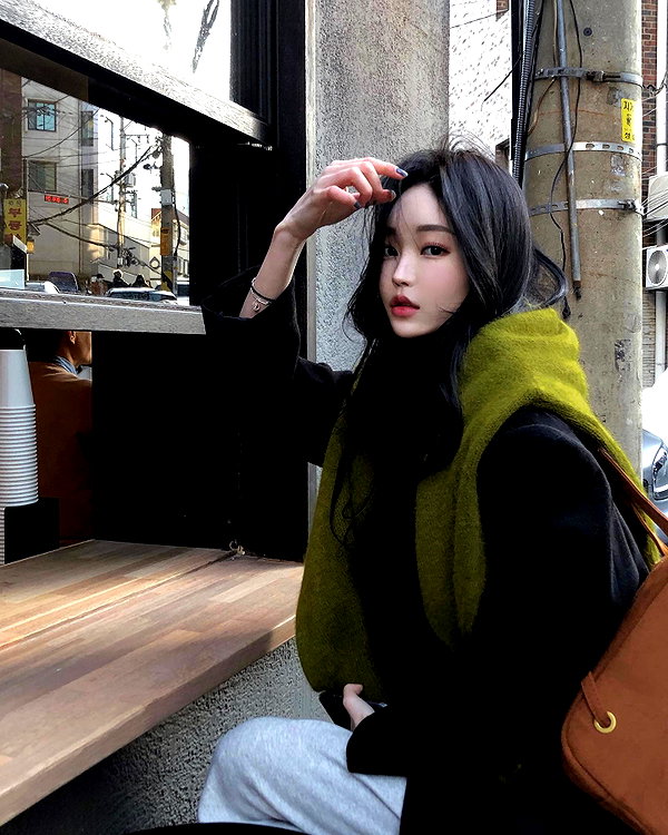 daxbin instagram image archive image