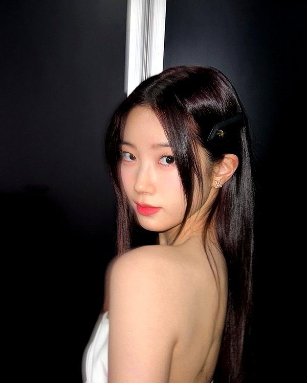 zuhazana instagram image archive image