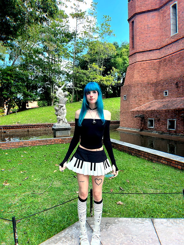 jadelaverne instagram image archive image