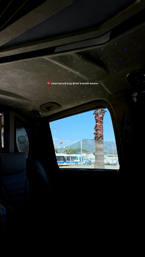 1vecua instagram image archive image