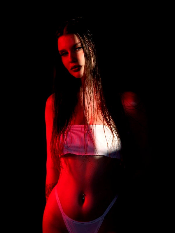 mary.ilev instagram image archive image