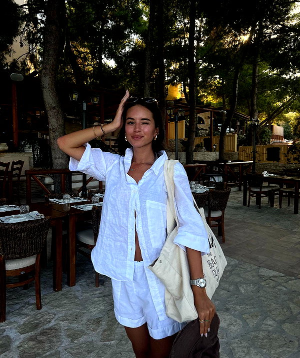 zoeliss instagram image archive image