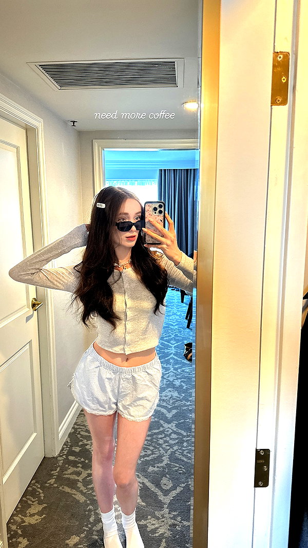 1uvgabi instagram image archive image