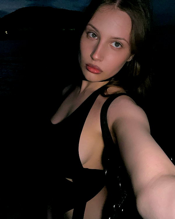 vivvvvvvvvvvvvvvvvvvvvvv instagram image archive image