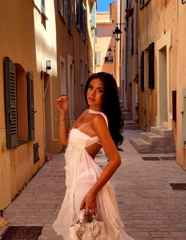zoeliss instagram image archive image
