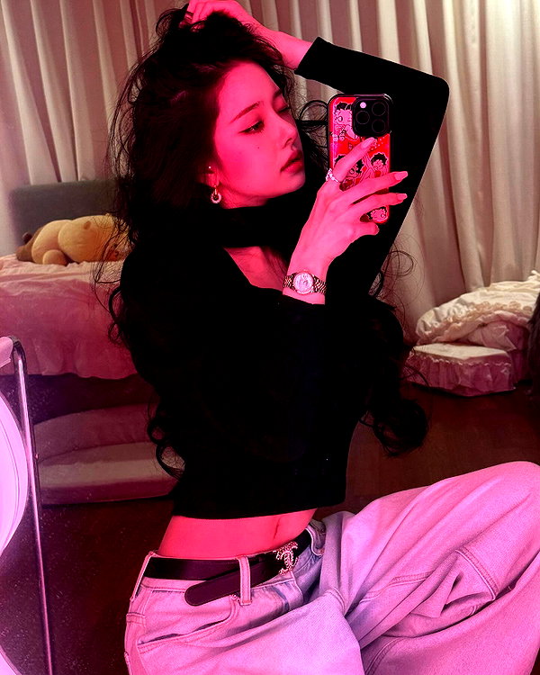 dear.zia instagram image archive image