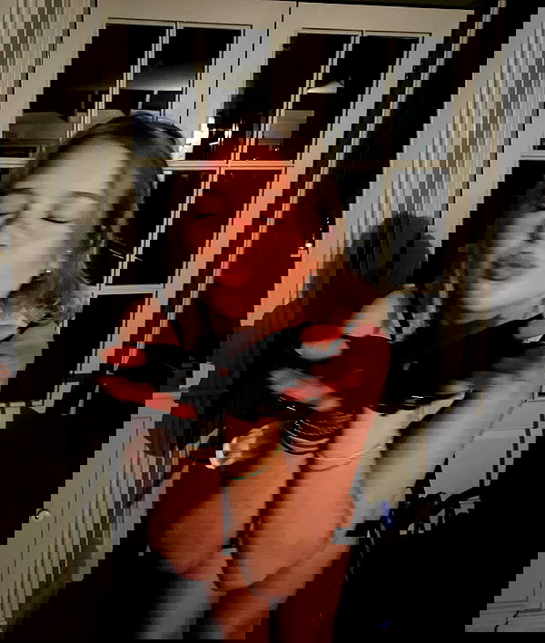 kitty.elliss kitty.elliss archive image