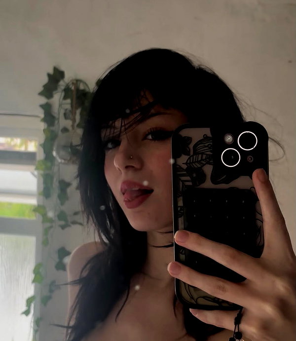 scarlett_ichor instagram image archive image