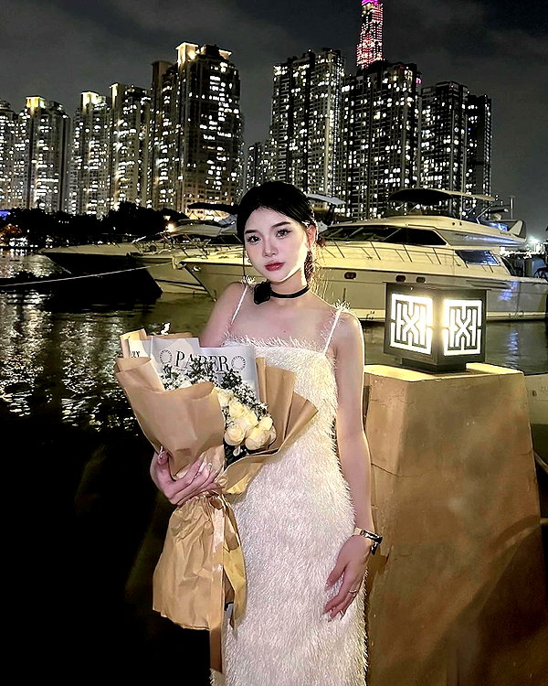 lyhythuedoxinh instagram image archive image