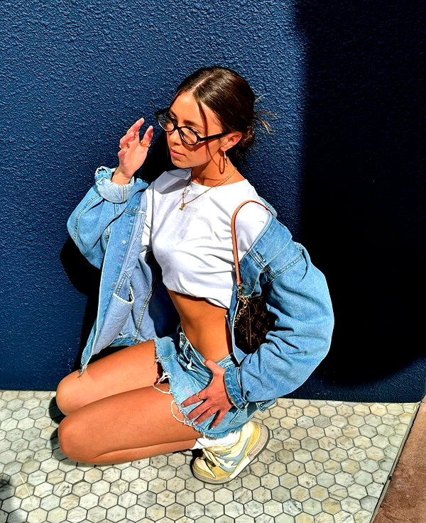 chloerosenbaum instagram image archive image