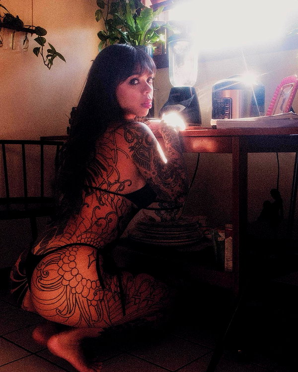 sabrvna instagram image archive image