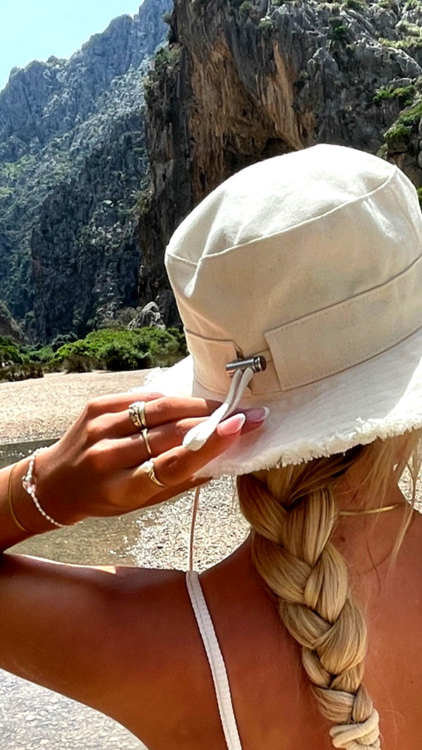 lilih instagram image archive image