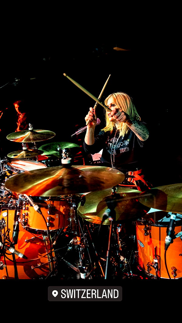 avrillavigne instagram image archive image