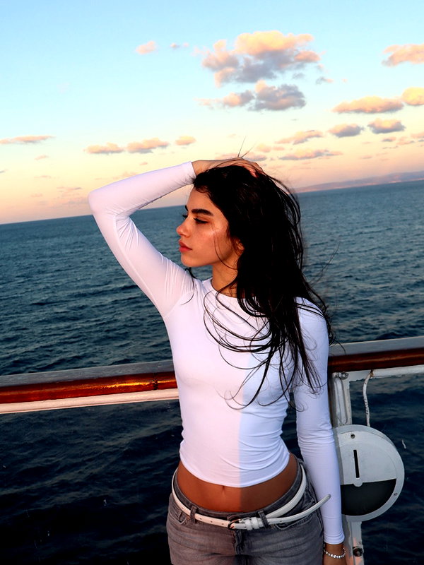liron_vaitzman instagram image archive image