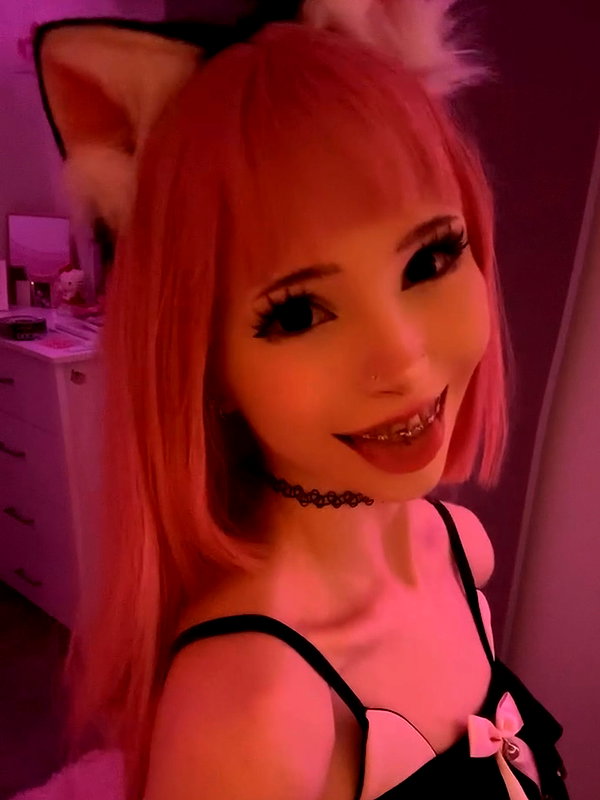 mennyaah instagram image archive image
