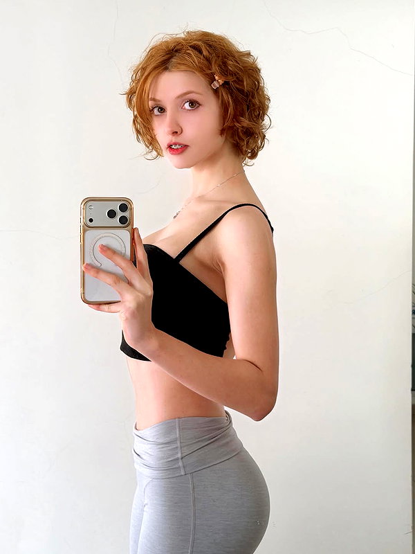its_fawny instagram image archive image