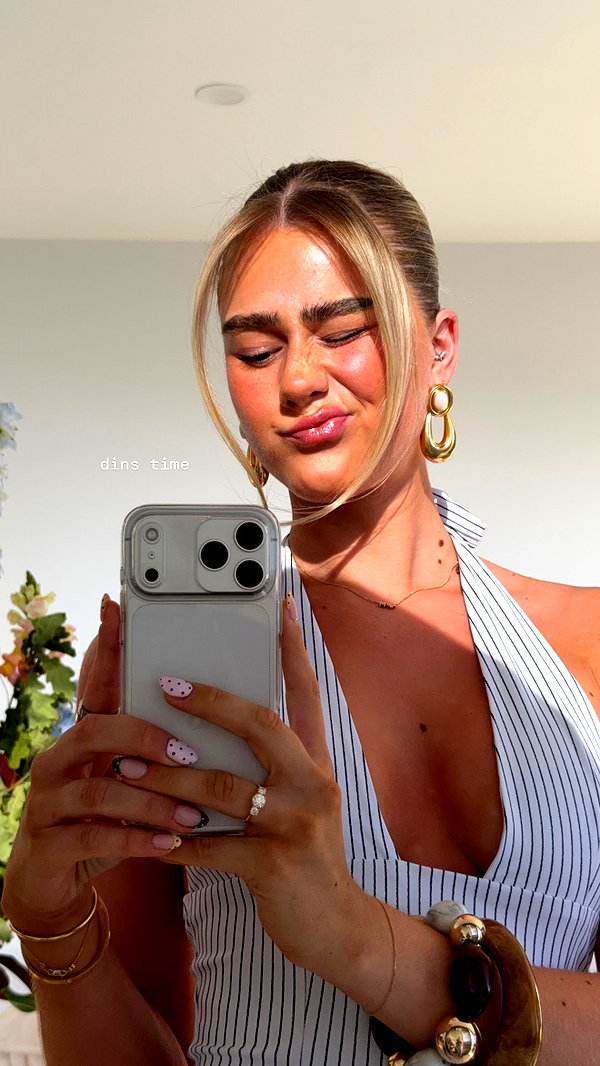 sophadophaa_ instagram image archive image