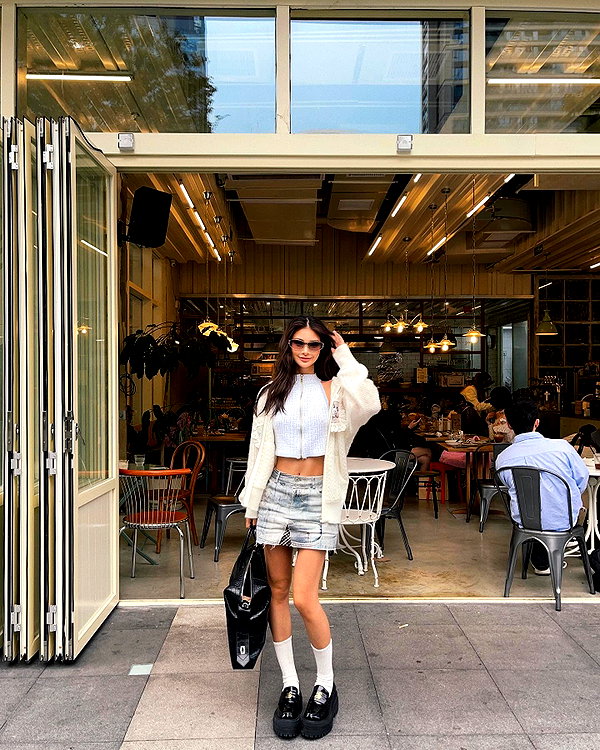 ll.lu1s instagram image archive image