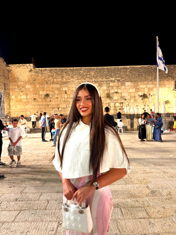 yuvalhazan___ instagram image archive image
