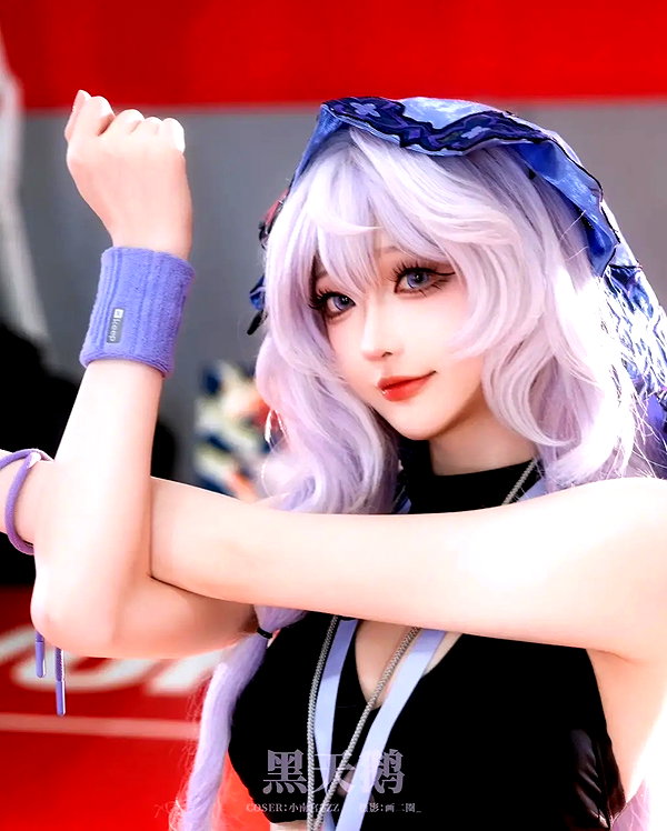 gallery_cosplayer instagram image archive image