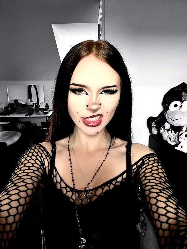 alice_hez archive image