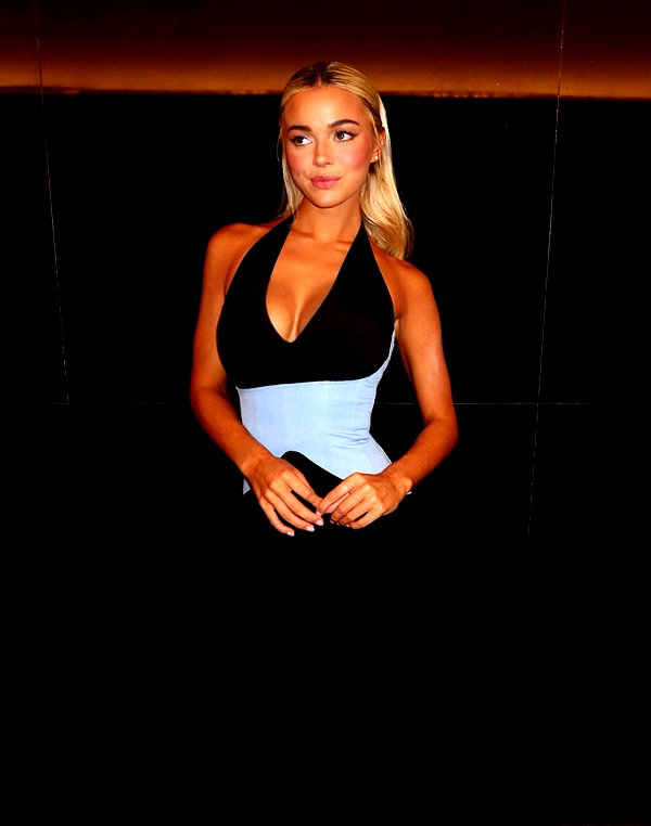livvydunne instagram image archive image