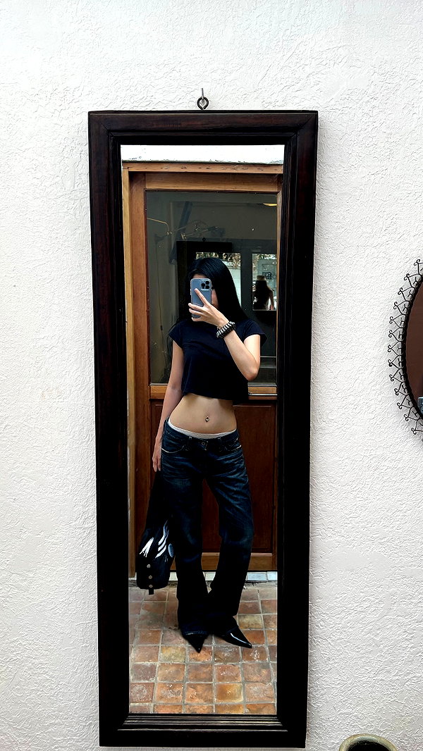 Archived image from @hamixx_ on Instagram