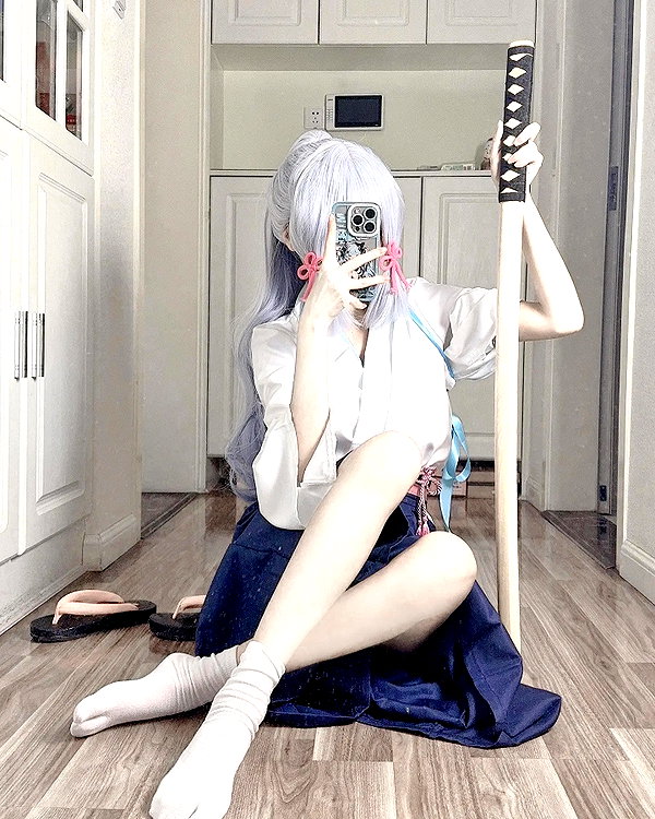 gallery_cosplayer instagram image archive image