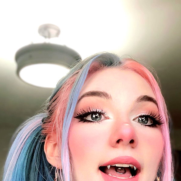 danielle.mercedie instagram image archive image