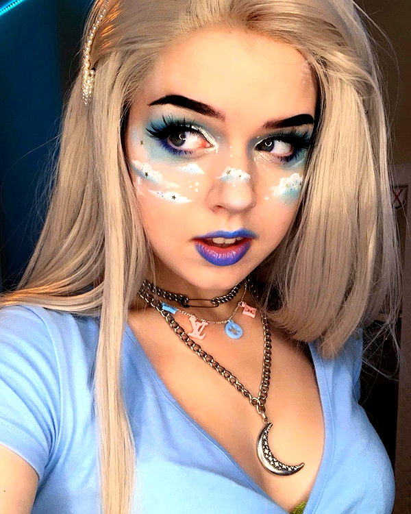 yeahimcaroline instagram image archive image