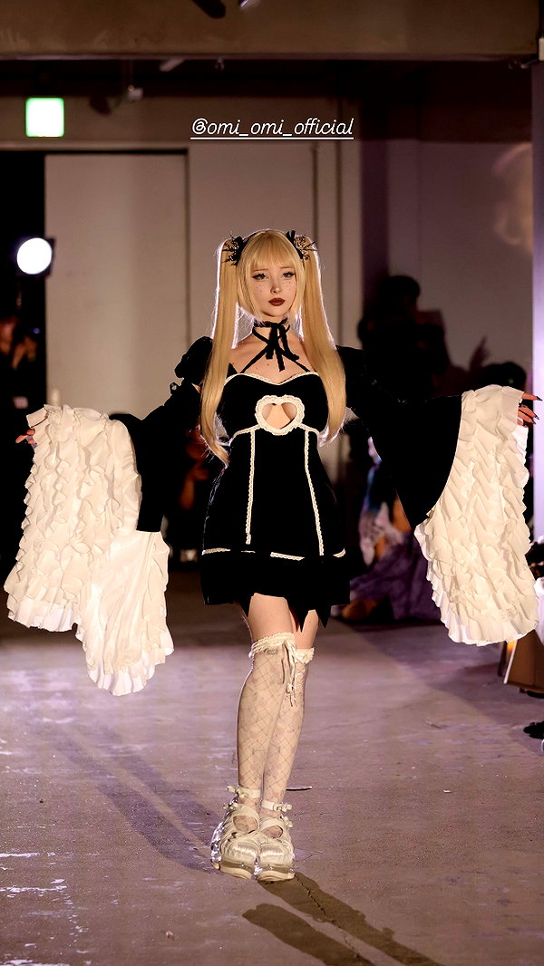 alina_thedoll instagram image archive image