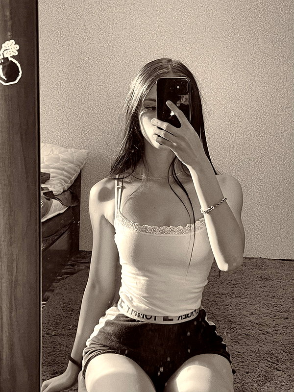 arti_0._.0 instagram image archive image