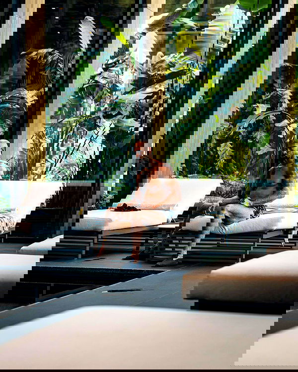 tateauraa tateauraa archive image