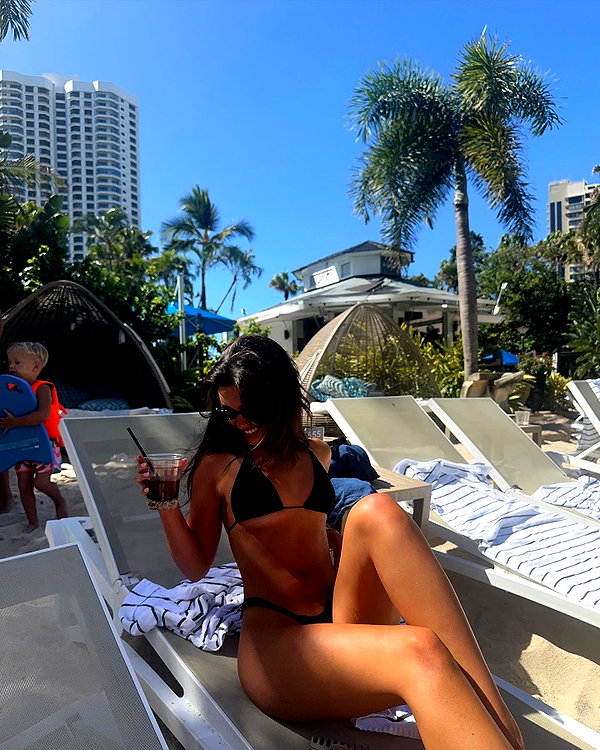 oliviaphillipps instagram image archive image