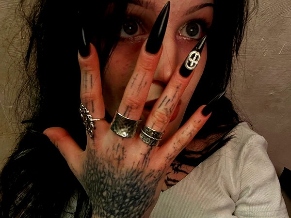 dalivrot instagram image archive image