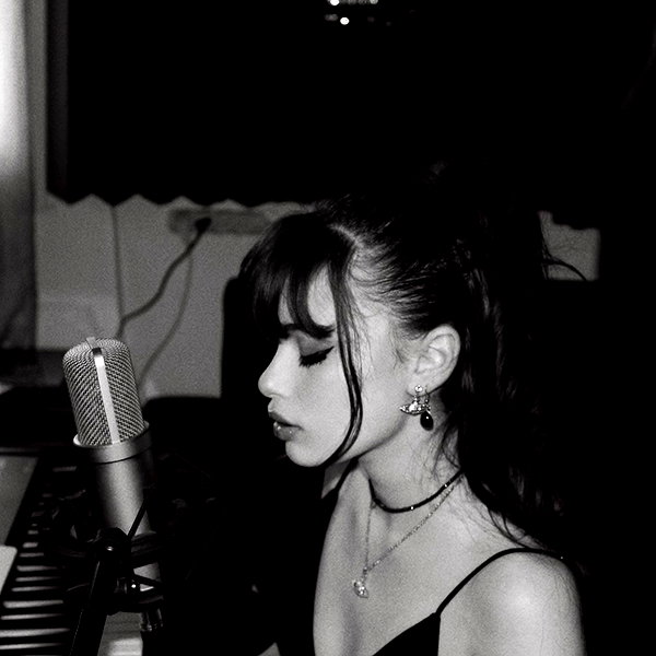 liashaked instagram image archive image