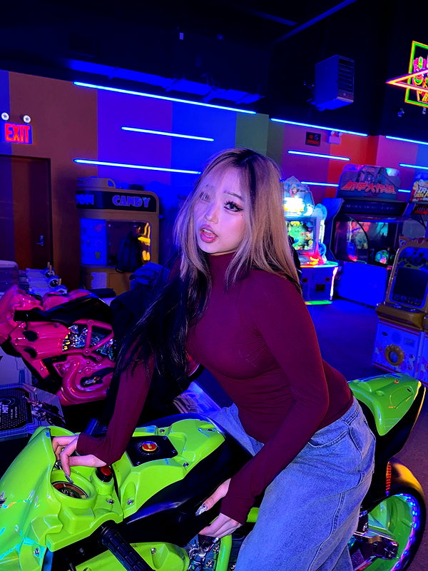 cellow111 instagram image archive image