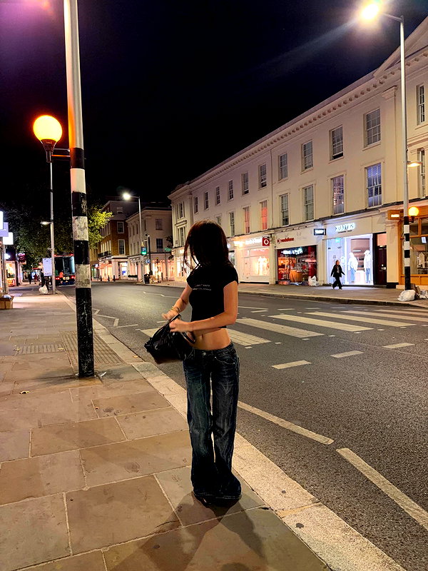 elizabrowne_ instagram image archive image
