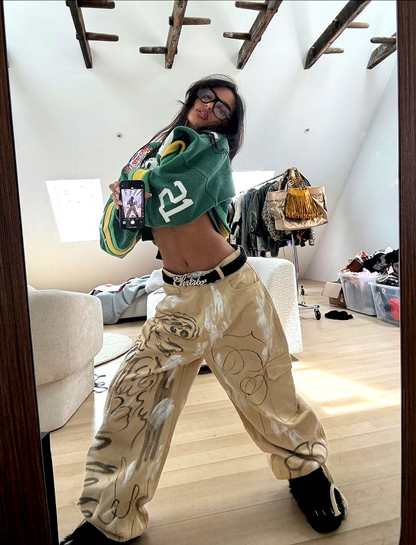 ellachristo instagram image archive image