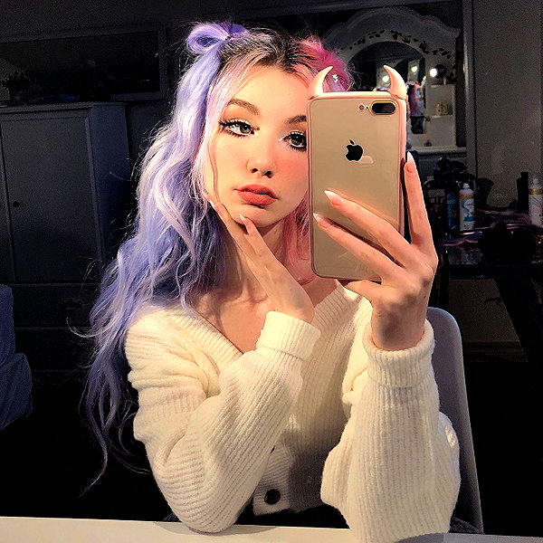 danielle.mercedie instagram image archive image