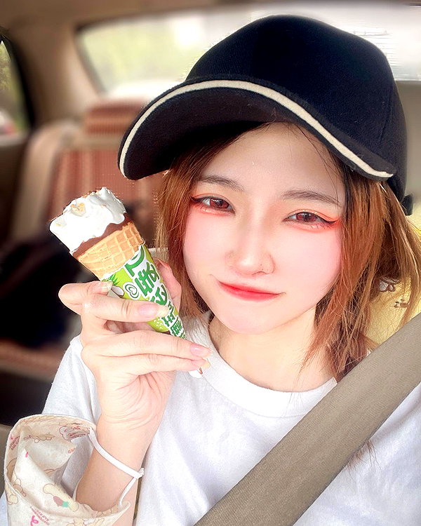 erokochiba instagram image archive image