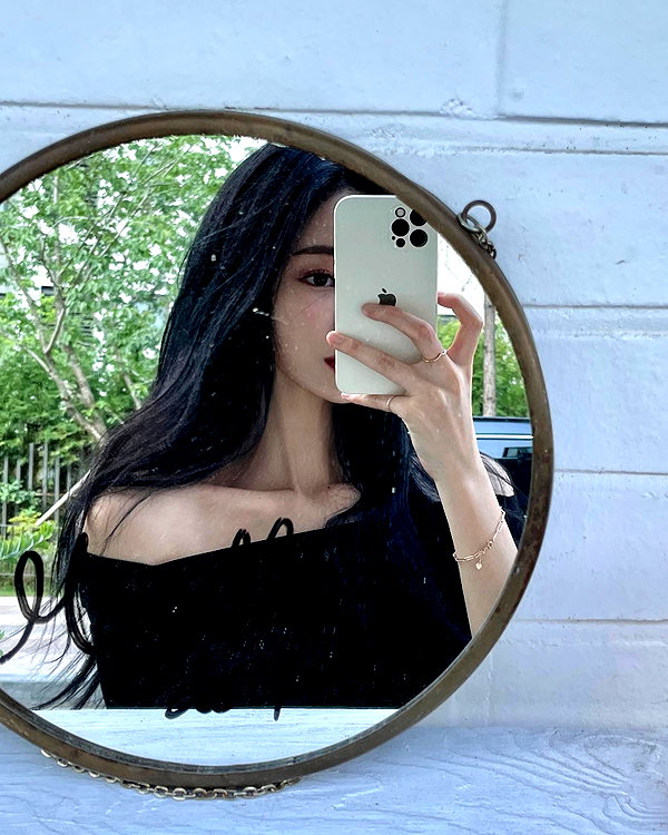 daxbin instagram image archive image