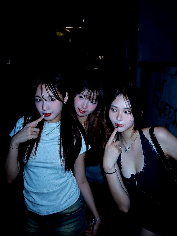 _jyying instagram image archive image