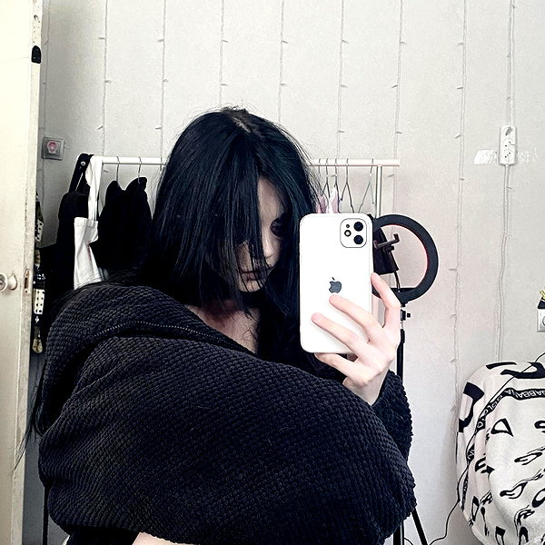 glowmoonshorty instagram image archive image