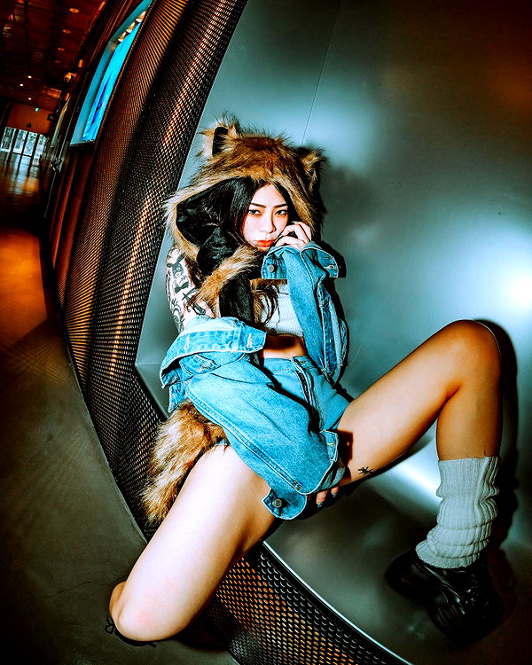 neiooo.oo instagram image archive image