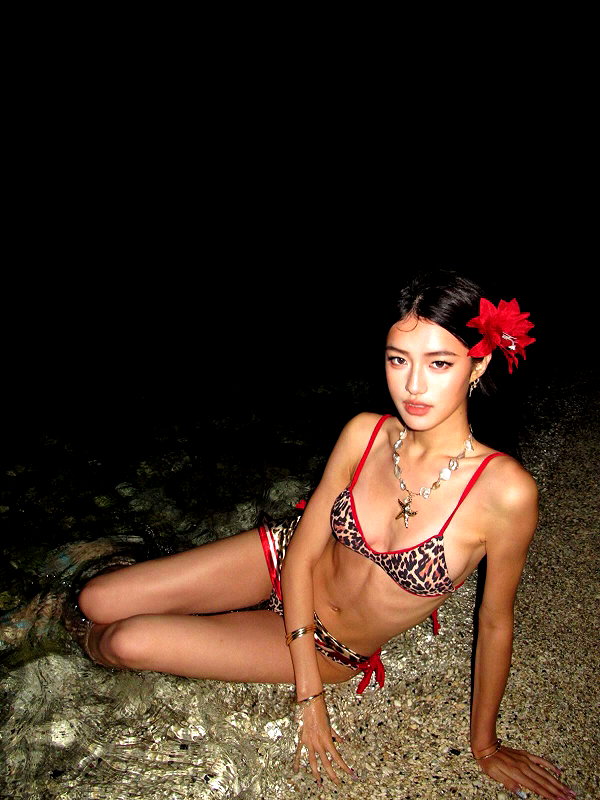 claire_is_miiii instagram image archive image
